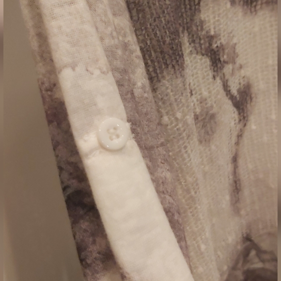 Fresh FX abstract layered top - Picture 5 of 6